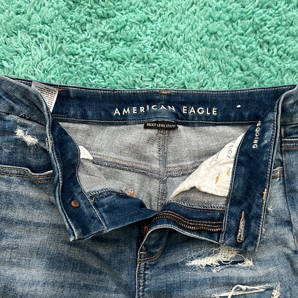 American Eagle (stretch) size 4 curvy High Rise Jeggings - Picture 2 of 3